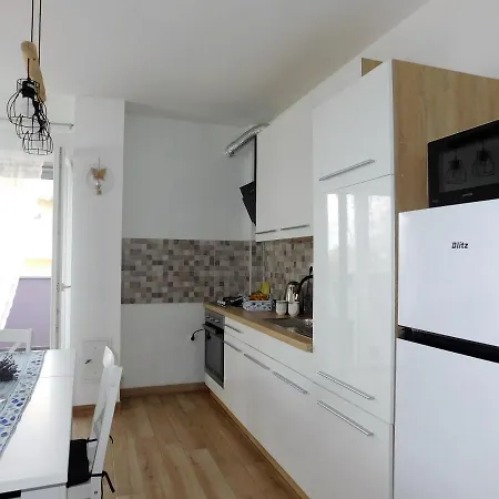 Ella Apartmán